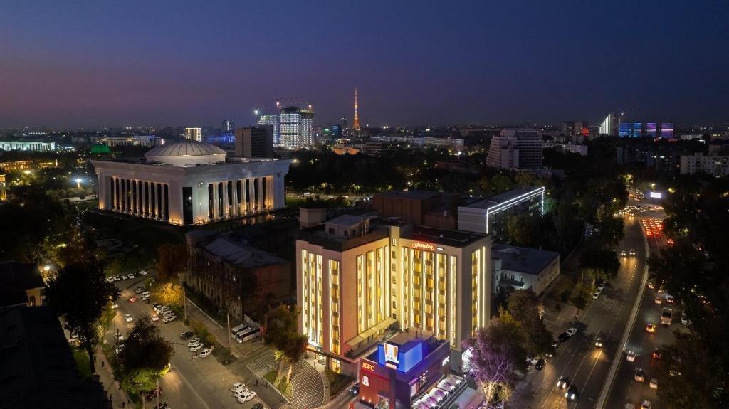 Hampton By Hilton Tashkent Hotel Екстериор снимка